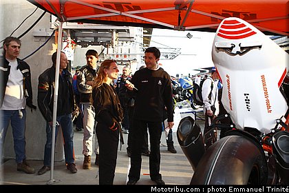 24h_mans_2010_stands_059.JPG