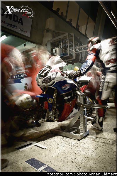 honda_tt_legends_01_endurance_24h_du_mans_2011