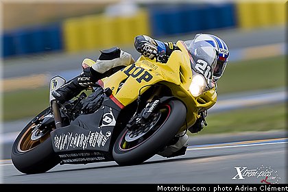 dunlop_02_endurance_24h_du_mans_2011.jpg