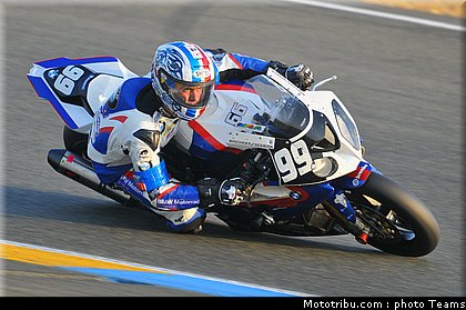 bmw_4_endurance_24h_du_mans_2011.jpg