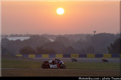 honda_tt_legend_02_endurance_24h_du_mans_2011.jpg