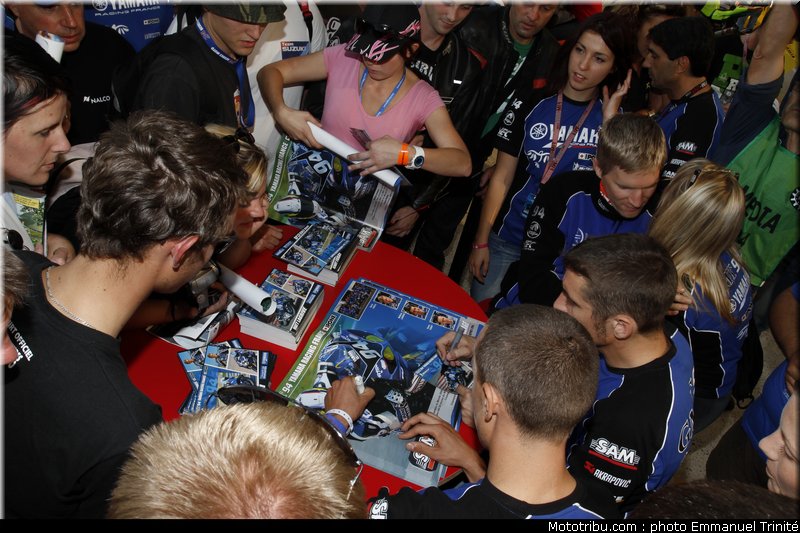 gmt94_002_24h_du_mans_2011