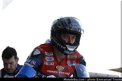 honda_tt_legends_002_24h_du_mans_2011.jpg