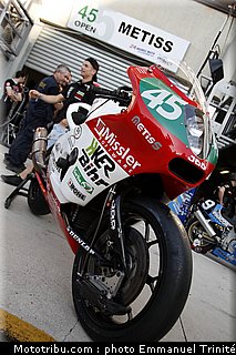 metiss_005_24h_du_mans_2011.jpg