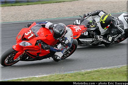 motoracingparts_01_endurance_2012_allemagne_oschersleben.jpg