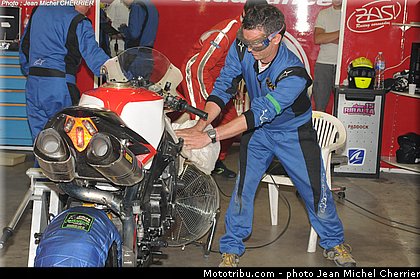 0004_folch_002_endurance_2012_france_24h_du_mans.jpg