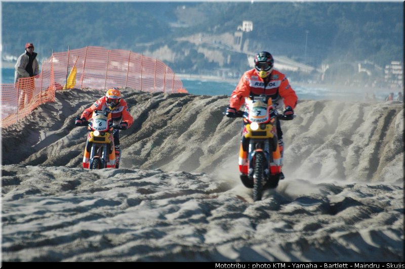 estevepujol_coma_dakar2005