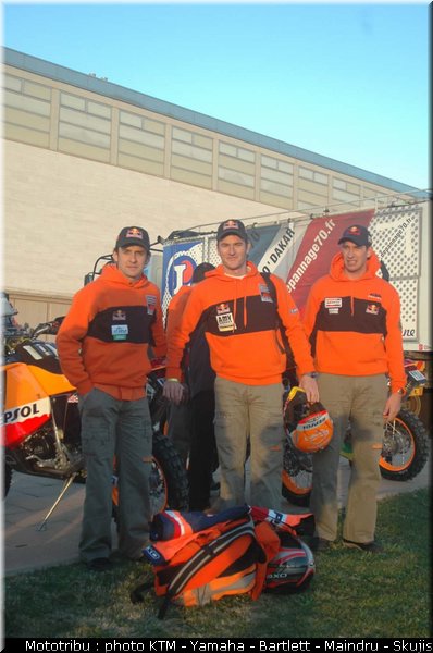 estevepujol_coma_duran_dakar2005