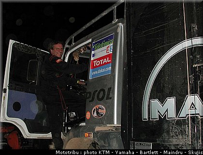 camions_2_dakar2005.jpg
