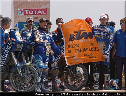 ktm_gauloises_1_dakar2005.jpg