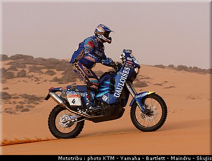 meoni_004_dakar2005.jpg