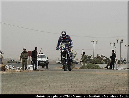 meoni_005_dakar2005.jpg