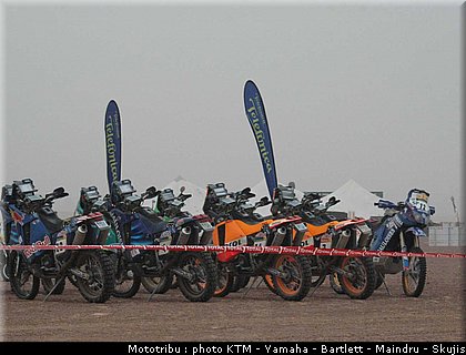 parc_ferme_dakar2005.jpg