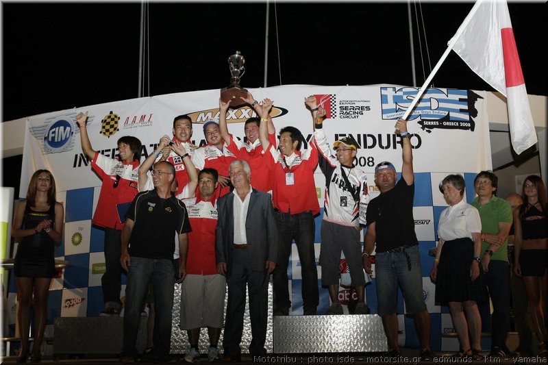 isde_0216_podiums_wathling_trophy_japon