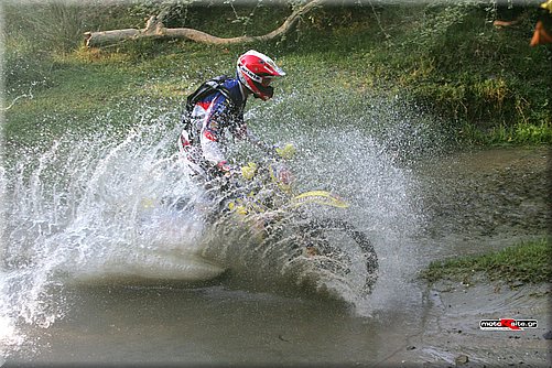 isde_0202_thain.jpg