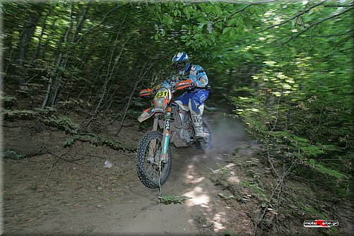 isde_0204_trantzas.jpg