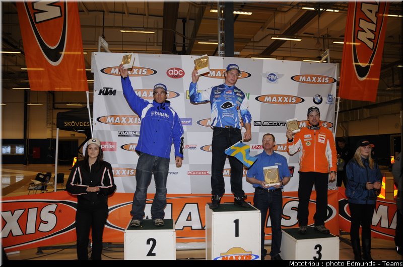 podium_e2002