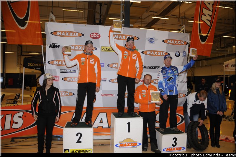 podium_e3001