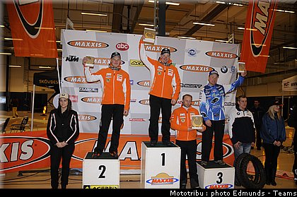 podium_e3002.jpg