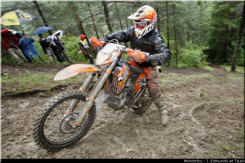 remes_3_enduro_wec_slovaquie2009