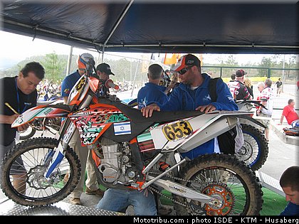 isde_2010_ktm_husaberg_28.jpg
