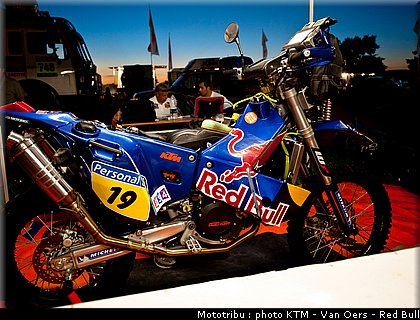 faria_018_dakar_2010.jpg