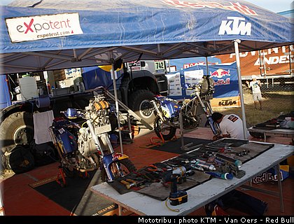 ktm_redbull_4_dakar_2010.jpg
