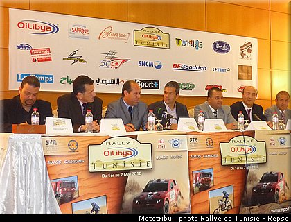 conference_presse_3_rallye_tunisie_2010.JPG