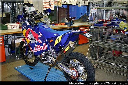 dakar_2011_preparation_ktm_06.jpg