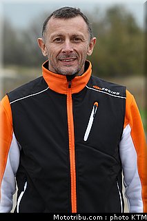 fischer_ktm_preparation_dakar_2012.jpg