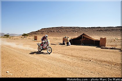 blanc_005_rallye_du_maroc_2011.jpg