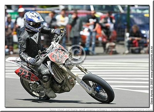 dave_ayres_wanganui2007_buy_picture _http_nzsportspics_com047.jpg
