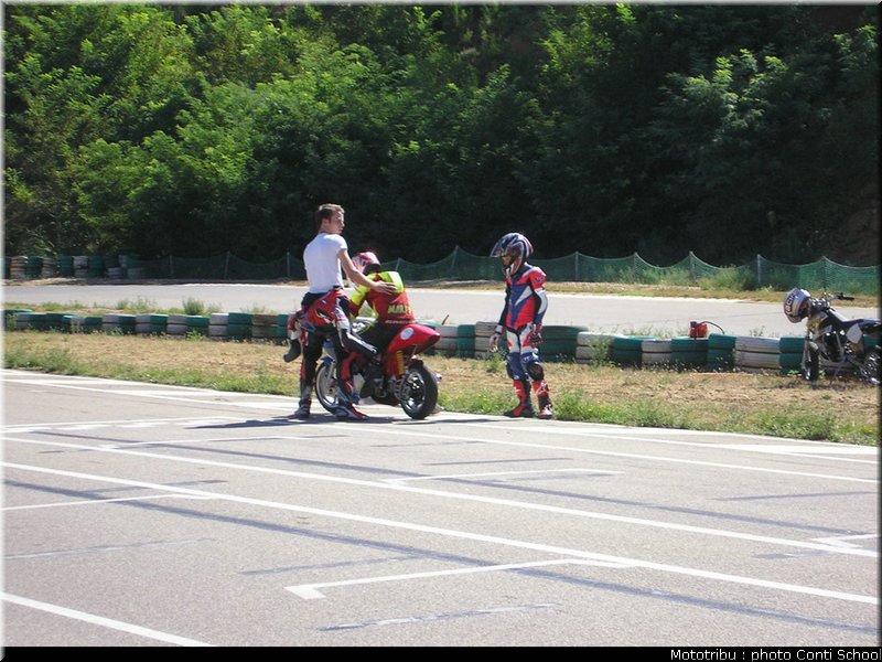 0042_conti_school_037