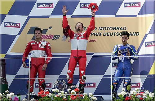 0022yamaha-biaggi2001_01.jpg
