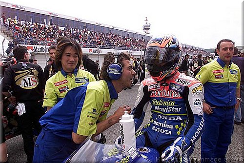 2001-kato_013.jpg