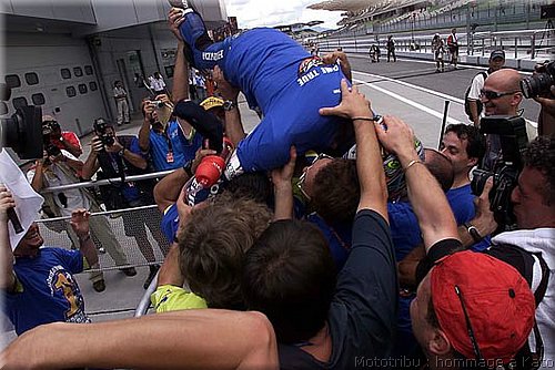 2001-kato_017.jpg
