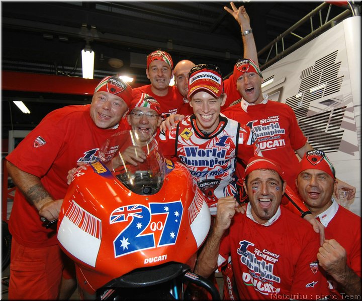 motogp_stoner_02