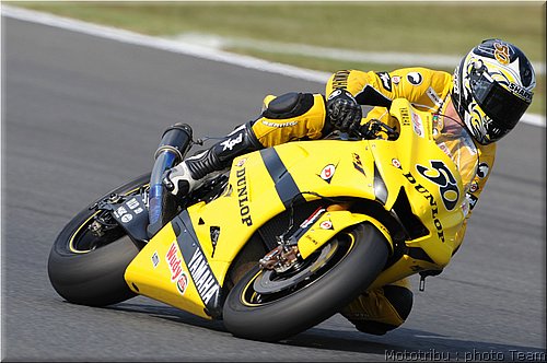 motogp_guintoli_6.jpg