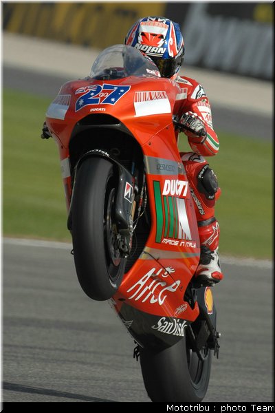 motogp_stoner_05