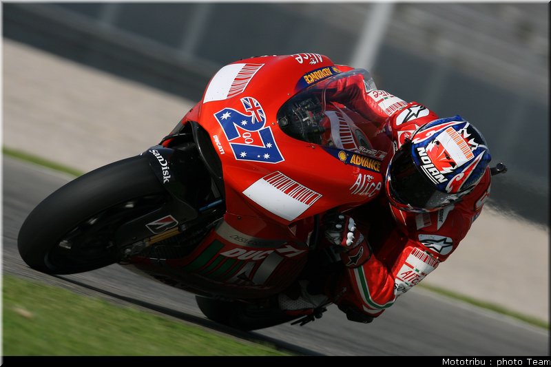 motogp_stoner_12