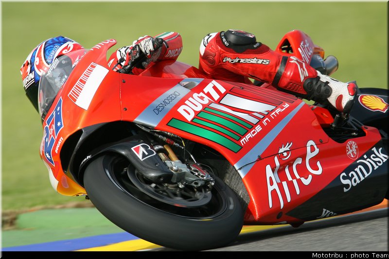 motogp_stoner_13