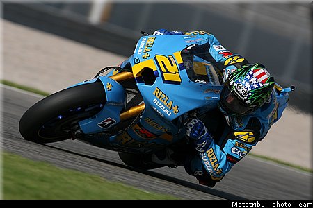 motogp_hopkins_15.jpg