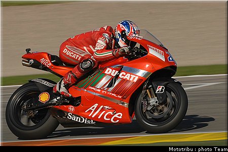 motogp_stoner_04.jpg