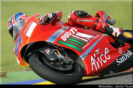 motogp_stoner_13.jpg