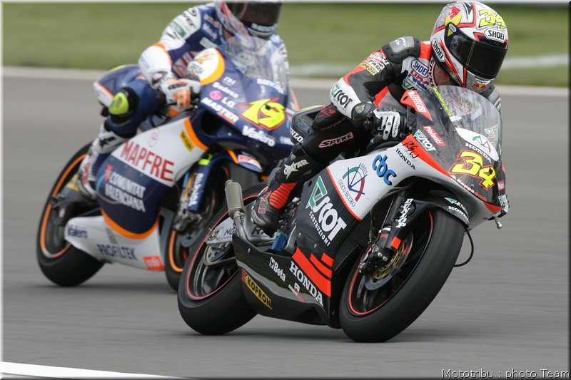 retro-dovizioso-2007_026