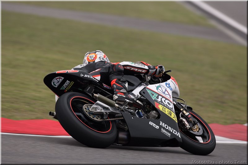 retro-dovizioso-2007_038