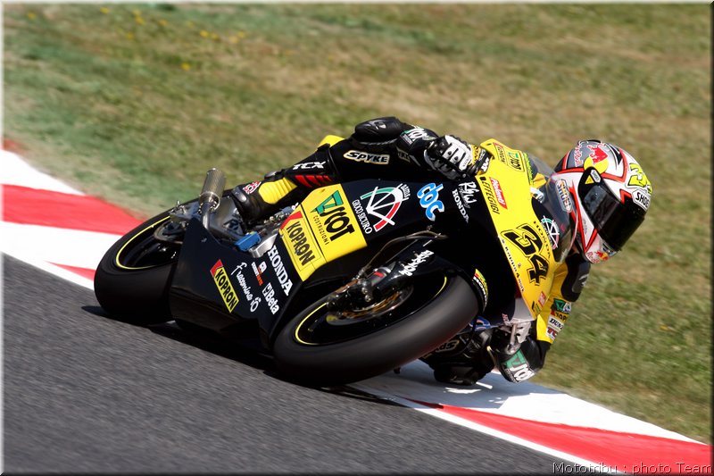 retro-dovizioso-2007_046
