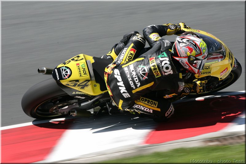 retro-dovizioso-2007_067