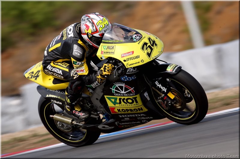 retro-dovizioso-2007_069