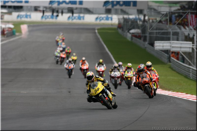 retro-dovizioso-2007_099